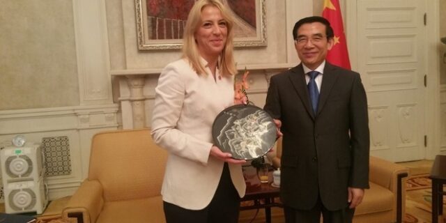 Δούρου: Πρόκληση και ευκαιρία η συνεργασία με το δήμο Πεκίνου