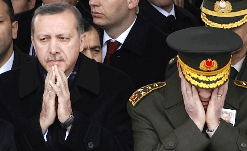 Κ. Υφαντής στο NEWS247: Η αυταπάτη της πανίσχυρης στρατιωτικά Τουρκίας δέχτηκε ισχυρό πλήγμα
