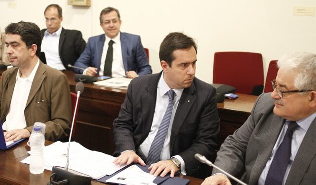 Καβγάς για τα μάτια των καναλαρχών στην Εξεταστική