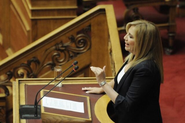 Γεννηματά: Δεν θα γίνουμε συμπληρωματική δύναμη του ΣΥΡΙΖΑ ή της ΝΔ