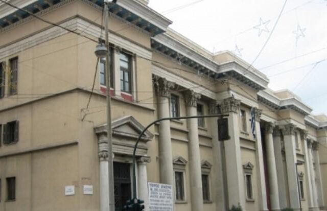 Πάτρα: Επιμένει ο φερόμενος ως μητροκτόνος πως δεν είναι ο δράστης του φονικού