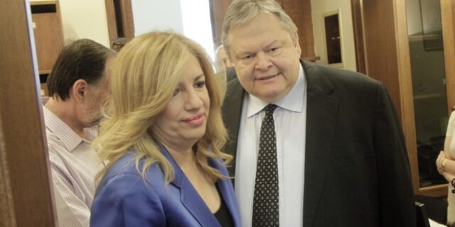 Εκλογικός νόμος: Συναίνεση στην πρόταση του ΠΑΣΟΚ ζητά η Γεννηματά