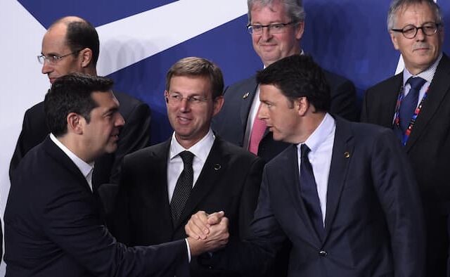 FT: Ο Τσίπρας ‘έσπασε’ την κοινή γραμμή του ΝΑΤΟ για τη Ρωσία