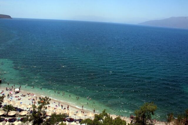 Αίθριος καιρός και ζέστη σήμερα Δευτέρα
