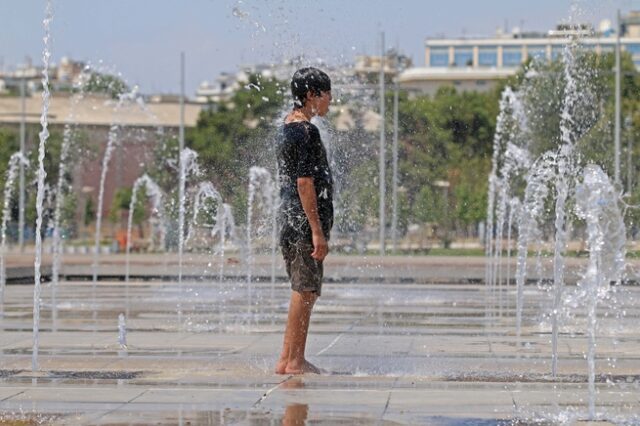Ζέστη και ηλιοφάνεια σ’ όλη τη χώρα