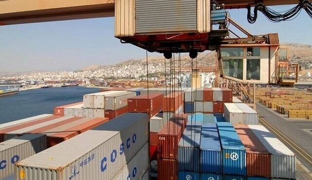 ΤΑΙΠΕΔ – COSCO: ‘Έπεσαν’ οι υπογραφές για τις προϋποθέσεις πώλησης του ΟΛΠ