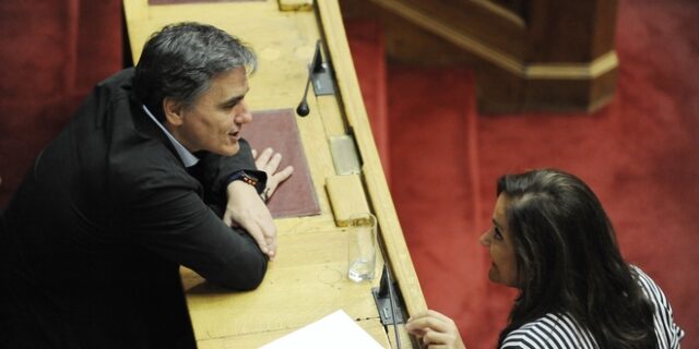 Η Ντόρα, ο Ευκλείδης και τα παιδικά χρόνια του Κυριάκου