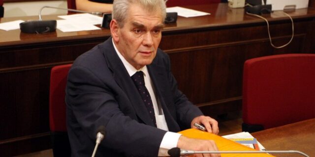 Επικρίσεις Παπαγγελόπουλου κατά δικαστικών ενώσεων