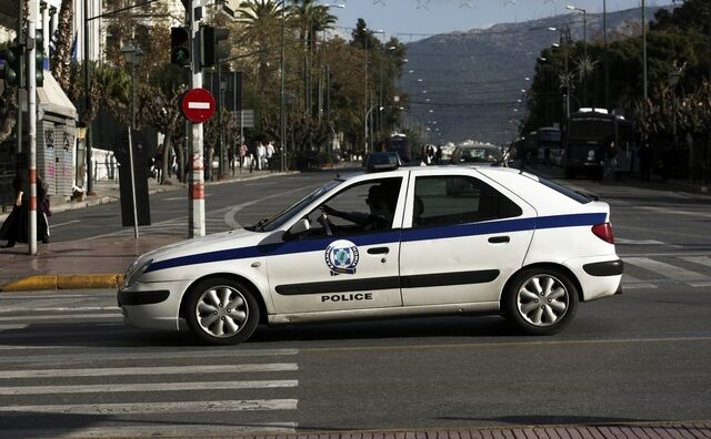 Έλεγχος ποινικού μητρώου μέσα από τα περιπολικά