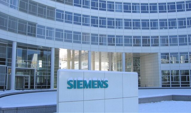 Υπόθεση Siemens: Έρευνα για ευθύνες εισαγγελέων ζητούν 45 βουλευτές του ΣΥΡΙΖΑ