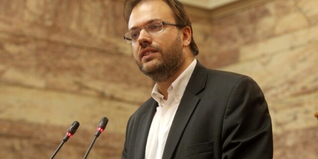 Καρφιά Θεοχαρόπουλου για την αλλαγή στάσης του ΠΑΣΟΚ στην απλή αναλογική
