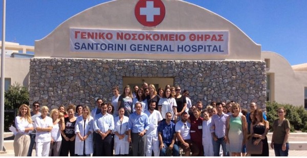 Στη Σαντορίνη ο Αλέξης Τσίπρας για τα εγκαίνια του Νοσοκομείου Θήρας