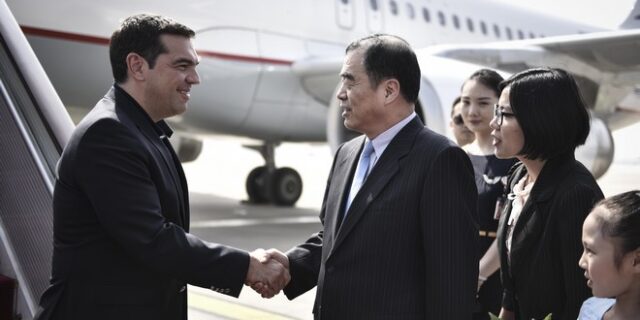 Υπογραφή συμφωνιών στην Κίνα μεταξύ Τσίπρα – Κετσιάνγκ