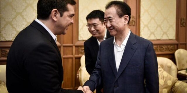 Ο Τσίπρας, η γραβάτα στην Κίνα και η καυστική ανάρτηση Πολάκη