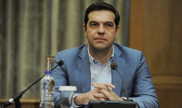 Οι επτά κοινωνικοί πυλώνες του σχεδίου Τσίπρα: Έμφαση σε ΕΚΑΣ και εργασιακά