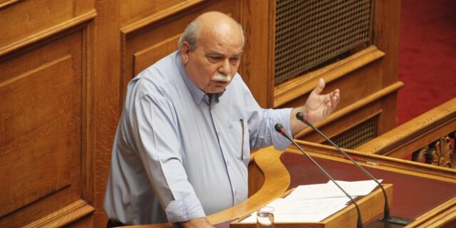 Βούτσης: Δεν υπάρχει κανένα παζάρι μεταξύ κυβέρνησης και βουλευτών άλλων κομμάτων