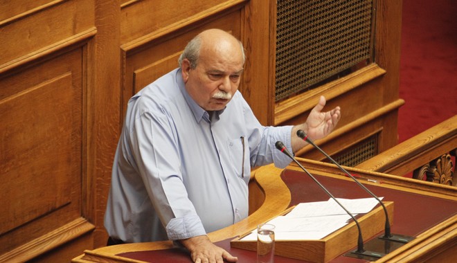 Βούτσης: Δεν υπάρχει κανένα παζάρι μεταξύ κυβέρνησης και βουλευτών άλλων κομμάτων