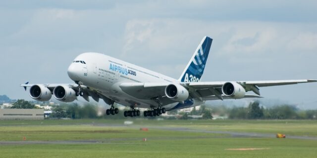 Η ευρωπαϊκή Airbus πλησιάζει την αμερικανική Boeing