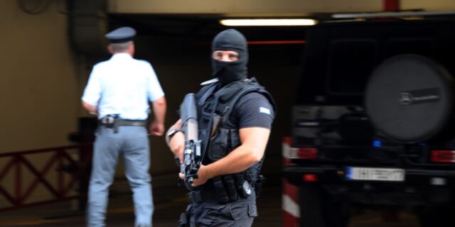 Αντιτρομοκρατική για 29χρονο: Προετοίμαζε χτύπημα στο κέντρο και σε αστυνομικό στόχο