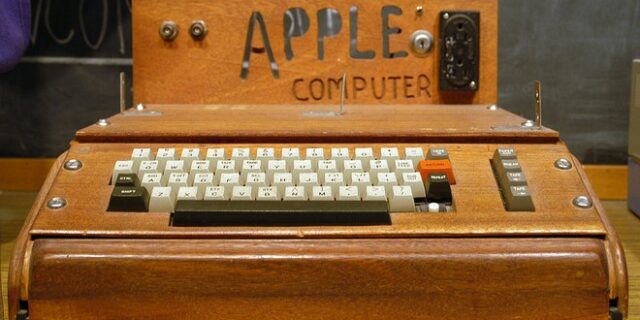 Αστρονομικό ποσό έπιασε σε δημοπρασία ο Apple 1