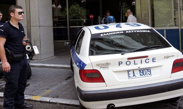 Ένοπλη ληστεία με τραυματία σε σουπερμάρκετ