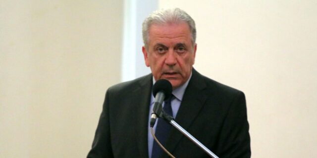 Αβραμόπουλος: Προτεραιότητα της Κομισιόν η προστασία της ανθρώπινης ζωής