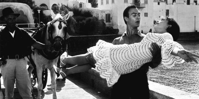 Μηχανή του Χρόνου: Ανδρέας Μπάρκουλης, το τσολιαδάκι που έγινε ζεν πρεμιέ