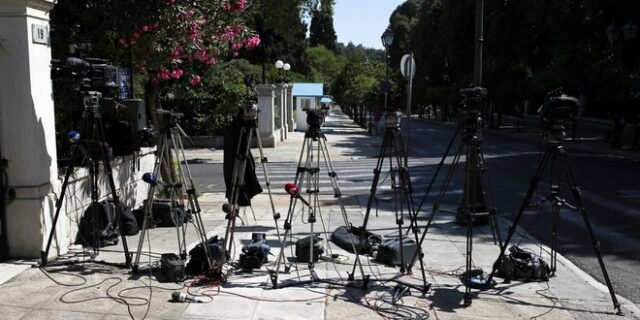 Κόπηκε το Mega. Εννέα οι τελικοί υποψήφιοι για τις τηλεοπτικές άδειες