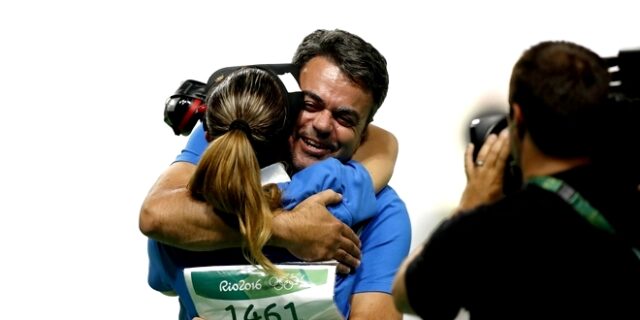 Οι πανηγυρισμοί της οικογένειας Κορακάκη και το παράπονο για τον αγώνα της Άννας
