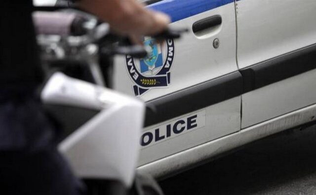 Απίστευτο: Μάνα έκλεψε 5.000 ευρώ από την κόρη της