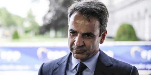 Ο Μητσοτάκης κλείνει εσωκομματικά μέτωπα