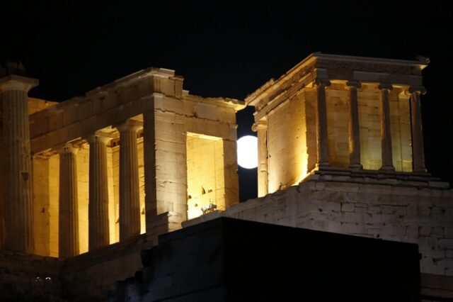 Αυγουστιάτικη πανσέληνος: Οι εκδηλώσεις σε 115 αρχαιολογικούς χώρους και μουσεία