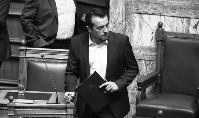 Παππάς: Θα δοθούν μόνο τέσσερις άδειες