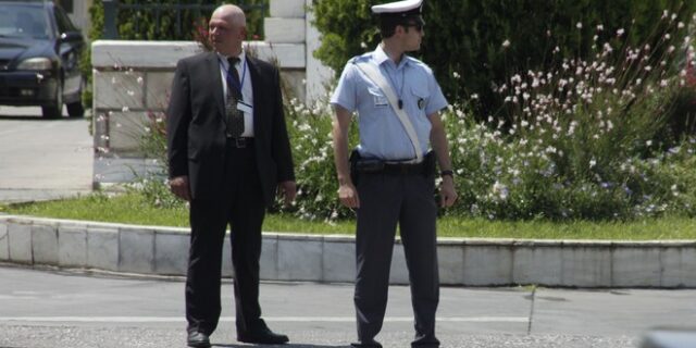 Πόσοι αστυνομικοί απασχολούνται στη φύλαξη των VIP