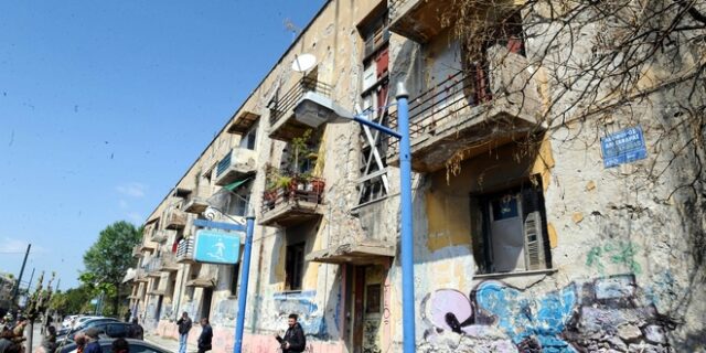 Τις παραχωρήσεις και αναπλάσεις δημόσιων χώρων προβάλλει η κυβέρνηση