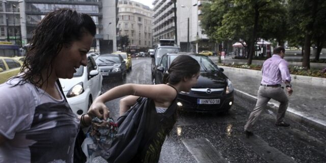 Πτώση της θερμοκρασίας και καταιγίδες