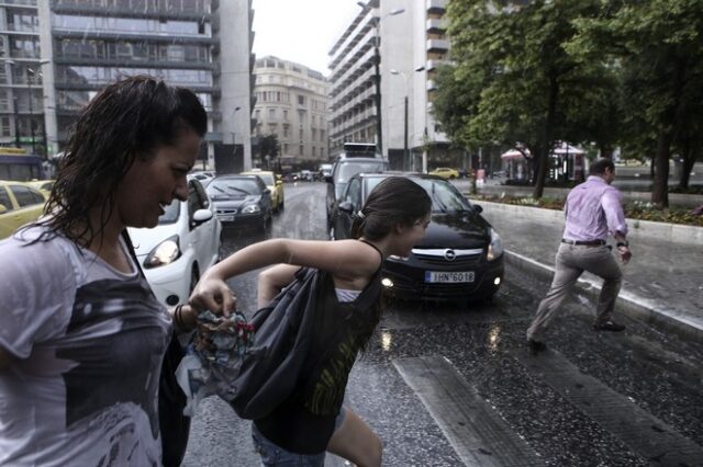 Πτώση της θερμοκρασίας και καταιγίδες