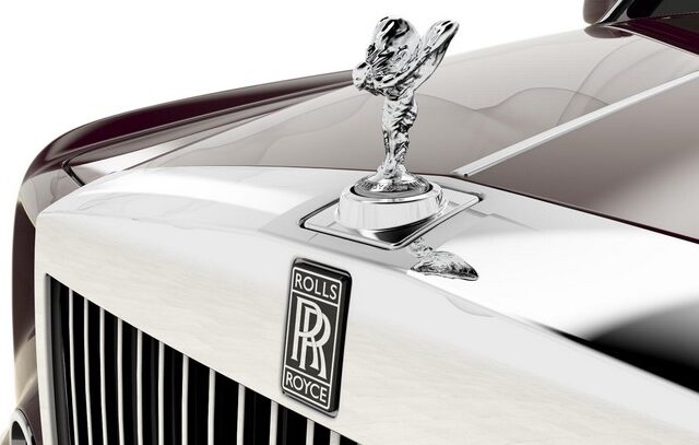 Κανείς δεν μπορεί να κλέψει πια το έμβλημα της Rolls Royce