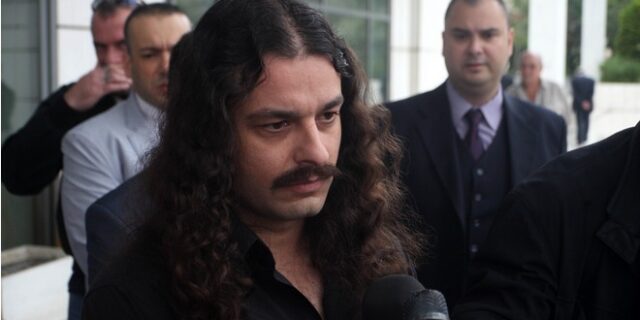 Συνελήφθη ο θείος του Μπαρμπαρούση. Ανθρωποκυνηγητό στα βουνά