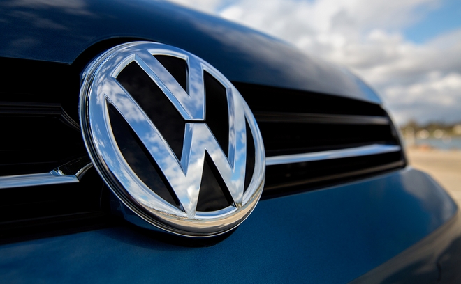 Volkswagen: Μειώνει την παραγωγή σε τρία εργοστάσια