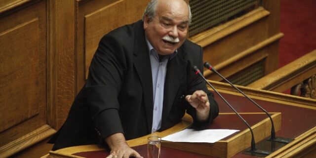 Βούτσης: Ωμή παρέμβαση στο εσωτερικό της χώρας η επιστολή Κομισιόν για τον Γεωργίου