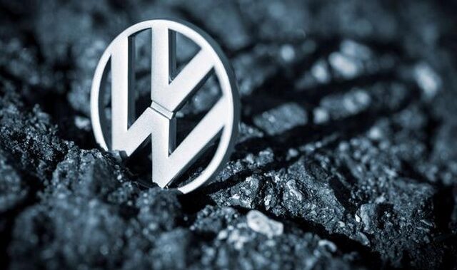Σκάνδαλο VW: Οι ιδιοκτήτες στις ΗΠΑ θα αποζημιωθούν, στην Ευρώπη θα αλλάξουν σωληνάκι