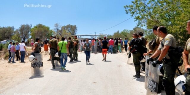 Επεισόδια στο hot spot της Χίου για την ποιότητα του φαγητού. Τραυματίστηκε αστυνομικός από πέτρα