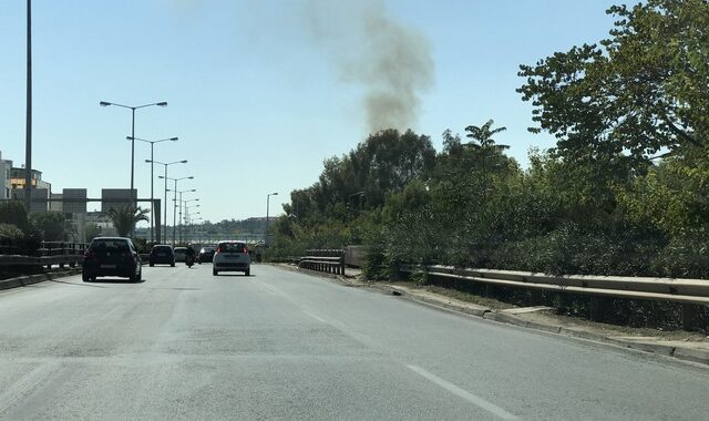 Φωτιά στη Λεωφόρο Κηφισίας