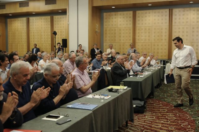 Συνεδριάζουν η ΚΕ και οι τάσεις του ΣΥΡΙΖΑ