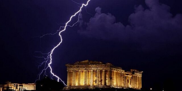 Έκτακτο δελτίο επιδείνωσης του καιρού. Που και πότε θα ‘χτυπήσουν’ οι καταιγίδες