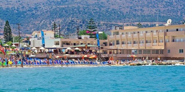 Βούλιαξε η Κρήτη από Άραβες τουρίστες
