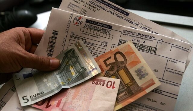 Μάχη με τους θεσμούς για να μην αυξηθεί το ρεύμα