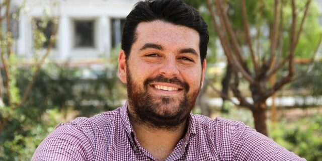 Άρθρο Δέρβου στο News247: ‘Κι όμως, συμφωνώ με τον Τσίπρα’