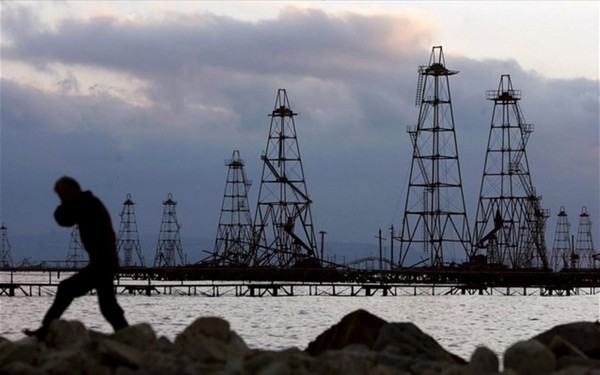 Ένας μήνας προθεσμία για την εξαγορά του ΔΕΣΦΑ από τη SOCAR